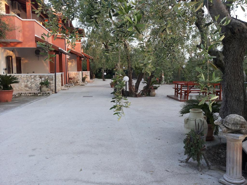 Villa Calma Вьесте Экстерьер фото