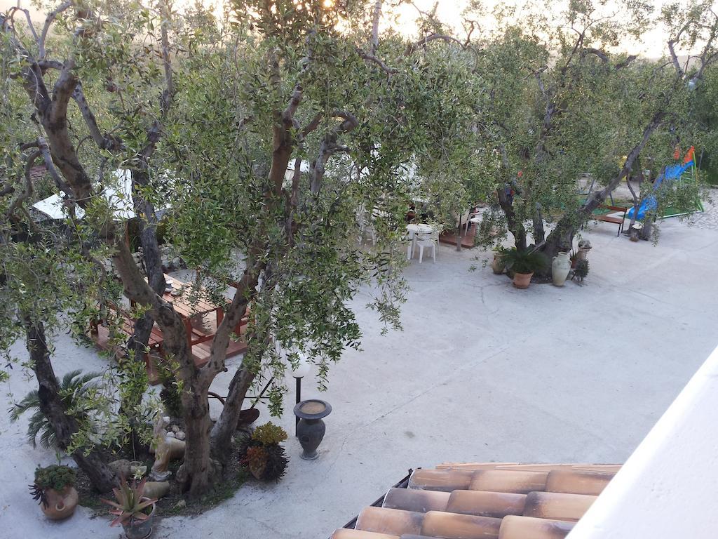 Villa Calma Вьесте Экстерьер фото