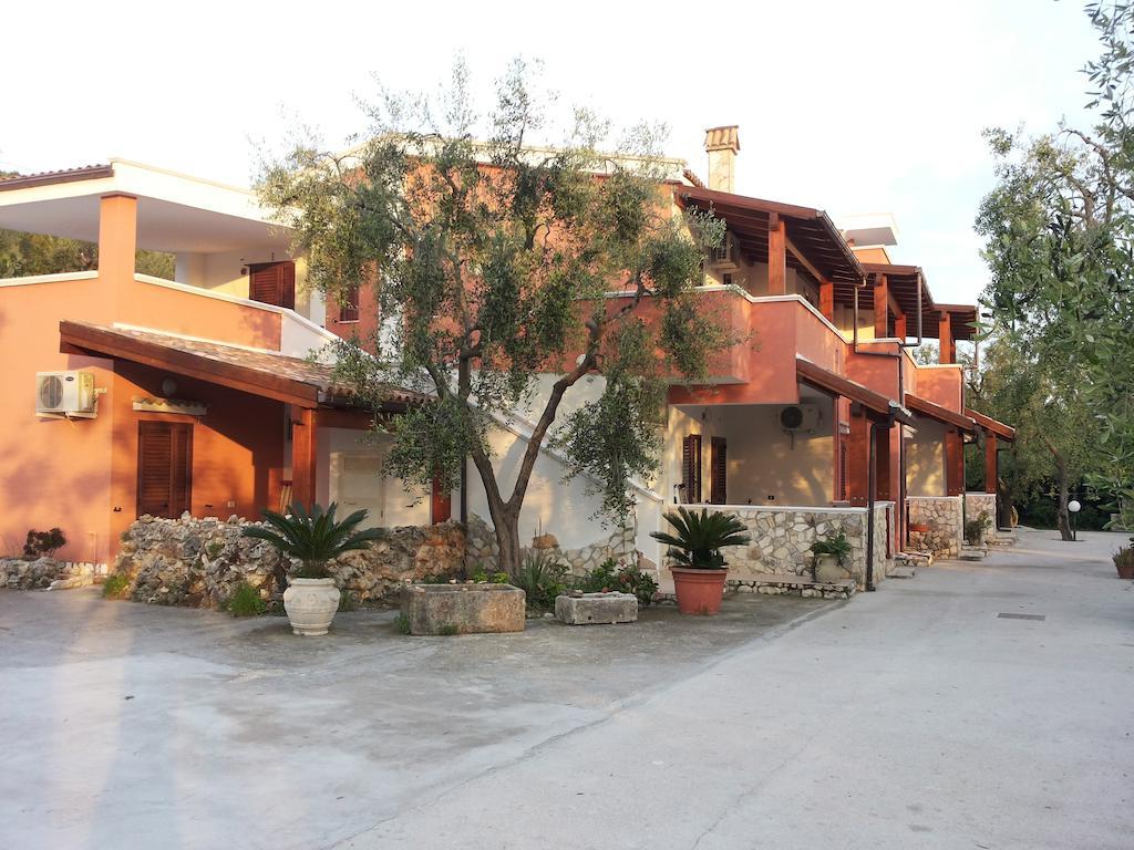Villa Calma Вьесте Экстерьер фото